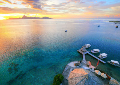 Coucher de soleil sur Moorea vue de TOPDIVE Tahiti © Tahiti-Fly-Shoot